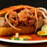 🌮🌶️ La Mejor Receta de Torta Ahogada en Guadalajara: ¡Disfruta de Este Clásico Platillo Mexicano! 🌮🌶️